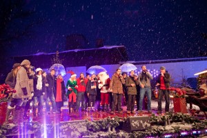 Mit einem großen Schlussakkord endeten die zwei Drehtage der Weihnachtsschaubude auf Gut Stockseehof im Kreis Plön. 