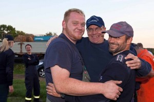 Was sich hinter der Schmuserunde der Bönebütteler und Husberger Feuerwehrleute Tim Brüggen, Thorsten Weede und Johannes Vallentin verbirgt, wird erst bei den spannenden Spielen zum Amtsfeuerwehrtag 2011 in Bönebüttel verraten. 