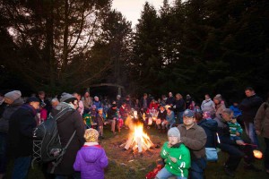 Ein wenig wehte beim Lichterfest im Erlebniswald schon ein Hauch von Waldweihnacht durch das Blätter- und Nadelwerk der Bäume 