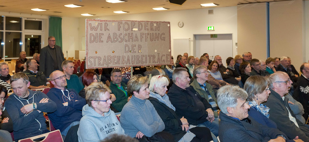 Bornhöveds Ortspolitiker haben das Thema Straßenausbaufinanzierung vertagt.