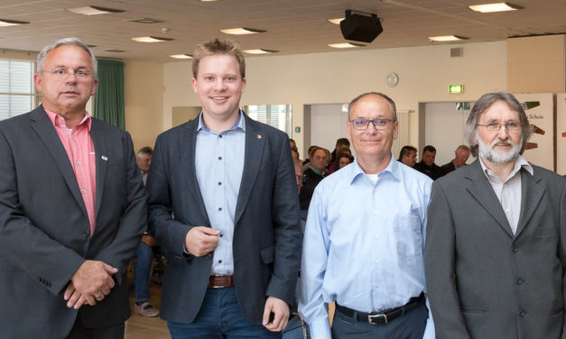 Das Bornhöveder Wahlkarussell hat sich gedreht. Reinhard Wundram löste Dietrich Schwarz als Bürgermeister ab.