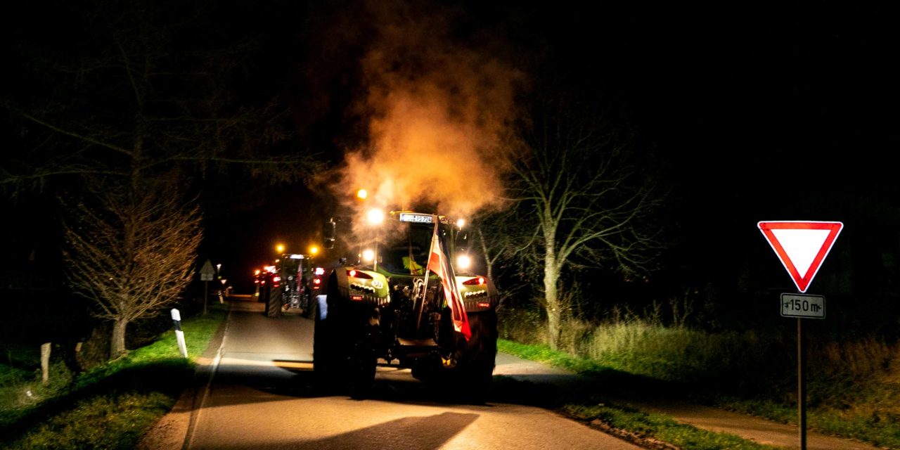 Mitte November ging die Reise nach Hamburg. Jetzt trieb die Sorge um die Zukunft die Bauern nach Berlin. Auch Landwirte aus Schillsdorf oder Bönebüttel waren dabei.